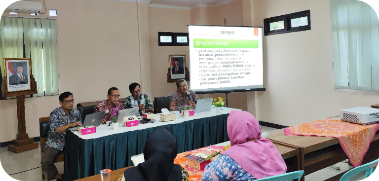 SOSIALISASI TEKNIS PENGUSULAN ZONA INTEGRITAS MENUJU WBK/WBBM UNTUK 17 PUSKESMAS SE-KABUPATEN REMBANG