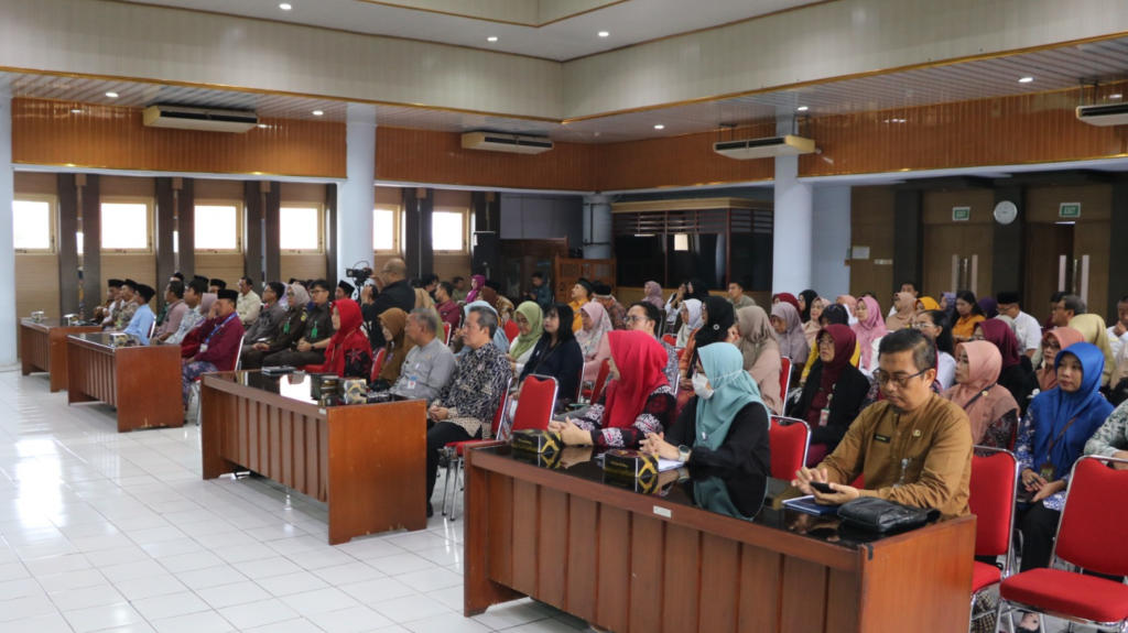 INSPEKTORAT DAERAH KABUPATEN REMBANG GELAR SOSIALISASI PENCEGAHAN GRATIFIKASI DAN PUNGUTAN LIAR DI BIDANG KESEHATAN DAN PENDIDIKAN